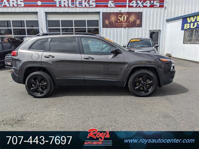 2018 Jeep Cherokee Limited  4WD - Photo 2 - Eureka, CA 95501