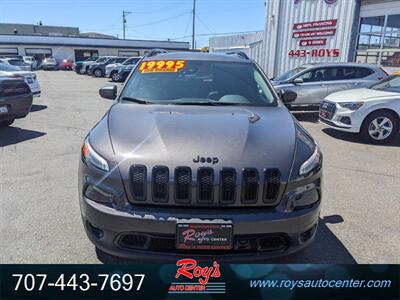 2018 Jeep Cherokee Limited  4WD - Photo 5 - Eureka, CA 95501