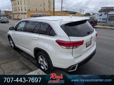 2018 Toyota Highlander Limited AWD - Photo 6 - Eureka, CA 95501