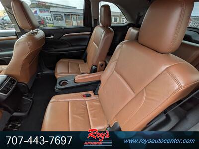 2018 Toyota Highlander Limited AWD - Photo 13 - Eureka, CA 95501
