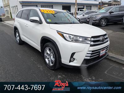 2018 Toyota Highlander Limited AWD - Photo 1 - Eureka, CA 95501