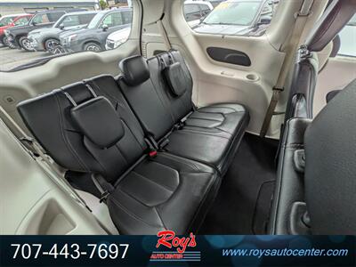 2022 Chrysler Pacifica Touring L - Photo 17 - Eureka, CA 95501