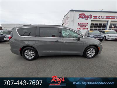 2022 Chrysler Pacifica Touring L - Photo 2 - Eureka, CA 95501