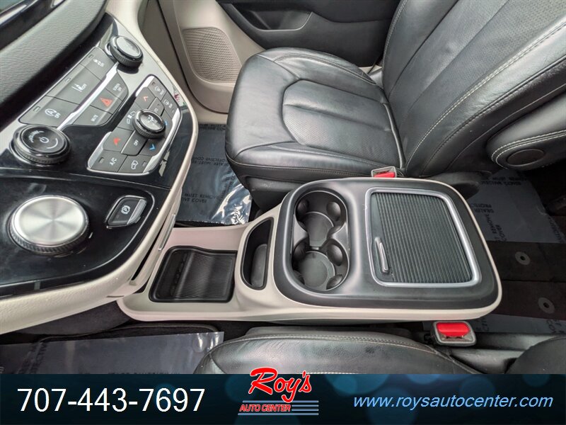 2022 Chrysler Pacifica Touring L - Photo 26 - Eureka, CA 95501