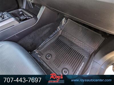 2020 Toyota Tacoma TRD Off-Road  4WD - Photo 10 - Eureka, CA 95501