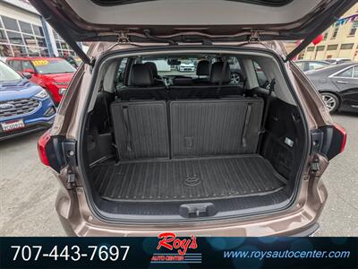 2018 Toyota Highlander Hybrid XLE  AWD - Photo 19 - Eureka, CA 95501