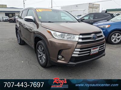 2018 Toyota Highlander Hybrid XLE  AWD - Photo 1 - Eureka, CA 95501