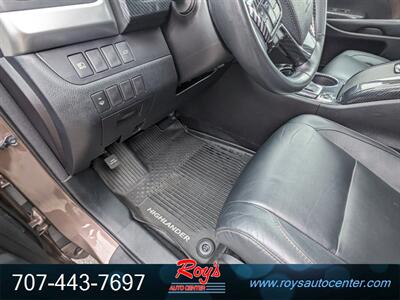 2018 Toyota Highlander Hybrid XLE  AWD - Photo 25 - Eureka, CA 95501