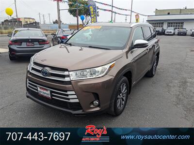 2018 Toyota Highlander Hybrid XLE  AWD - Photo 3 - Eureka, CA 95501