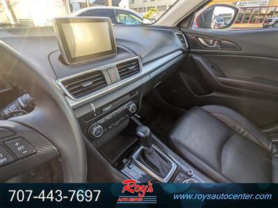 2015 Mazda MAZDA3 s Touring   - Photo 17 - Eureka, CA 95501