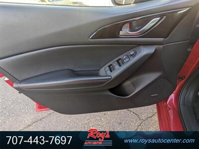 2015 Mazda MAZDA3 s Touring   - Photo 19 - Eureka, CA 95501