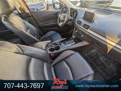 2015 Mazda MAZDA3 s Touring   - Photo 8 - Eureka, CA 95501
