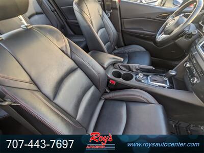 2015 Mazda MAZDA3 s Touring   - Photo 9 - Eureka, CA 95501