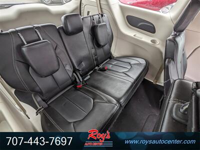 2021 Chrysler Voyager LXi   - Photo 14 - Eureka, CA 95501