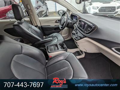 2021 Chrysler Voyager LXi   - Photo 9 - Eureka, CA 95501
