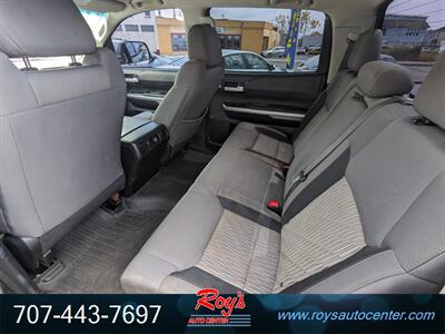 2014 Toyota Tundra SR5  4WD - Photo 19 - Eureka, CA 95501