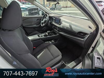 2023 Nissan Rogue S  AWD - Photo 7 - Eureka, CA 95501