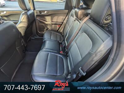 2020 Ford Escape Hybrid Titanium  AWD - Photo 18 - Eureka, CA 95501