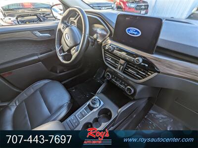 2020 Ford Escape Hybrid Titanium  AWD - Photo 9 - Eureka, CA 95501