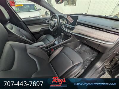 2024 Jeep Compass Latitude Lux  4WD - Photo 10 - Eureka, CA 95501