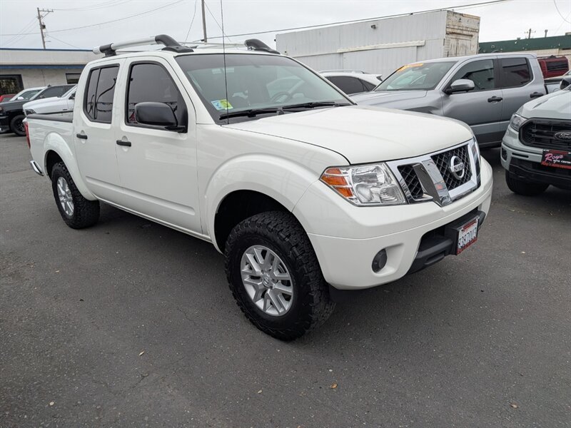 2019 Nissan Frontier SV  4WD