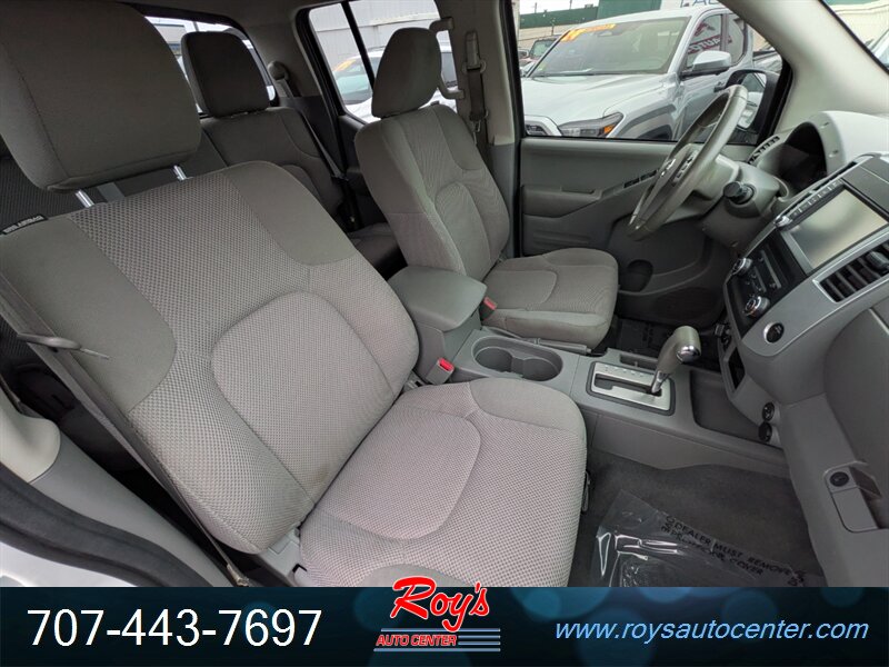 2019 Nissan Frontier SV 4WD - Photo 15 - Eureka, CA 95501