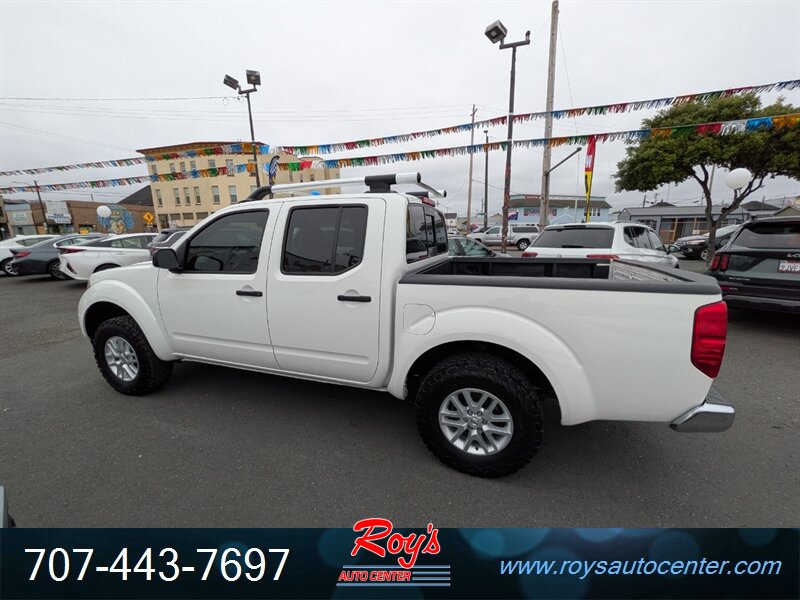 2019 Nissan Frontier SV 4WD - Photo 5 - Eureka, CA 95501