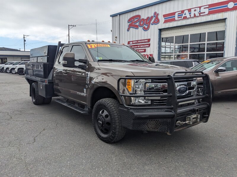 2017 Ford F-350 Lariat  Super Duty 4WD w/ Utility Bed