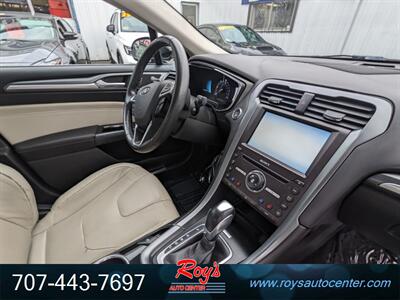 2016 Ford Fusion Energi Titanium   - Photo 11 - Eureka, CA 95501