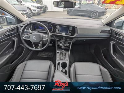 2024 Volkswagen Jetta SE   - Photo 13 - Eureka, CA 95501