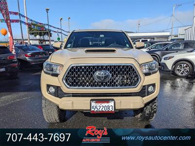 2018 Toyota Tacoma TRD Sport  4WD - Photo 4 - Eureka, CA 95501