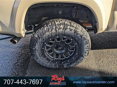 2018 Toyota Tacoma TRD Sport  4WD - Photo 8 - Eureka, CA 95501