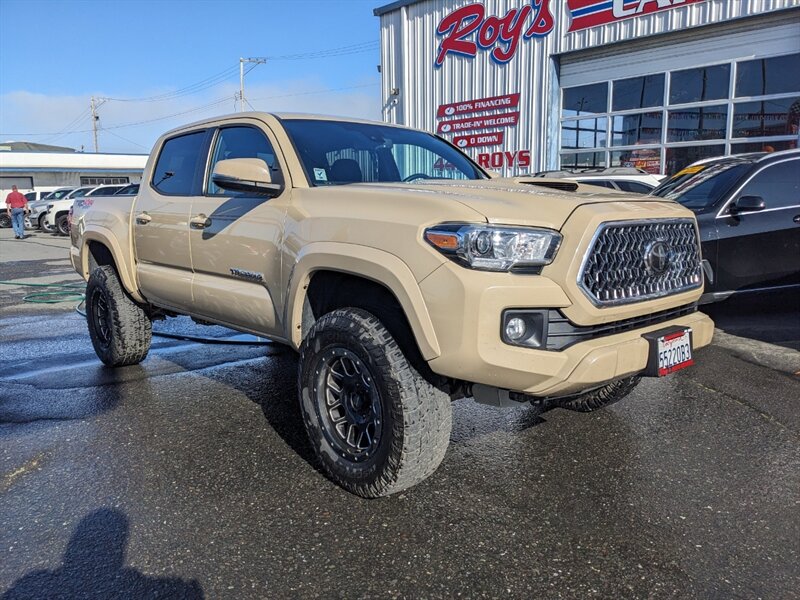 2018 Toyota Tacoma TRD Sport  4WD