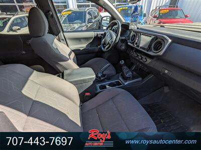 2018 Toyota Tacoma TRD Sport  4WD - Photo 9 - Eureka, CA 95501
