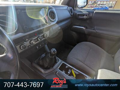 2018 Toyota Tacoma TRD Sport  4WD - Photo 16 - Eureka, CA 95501