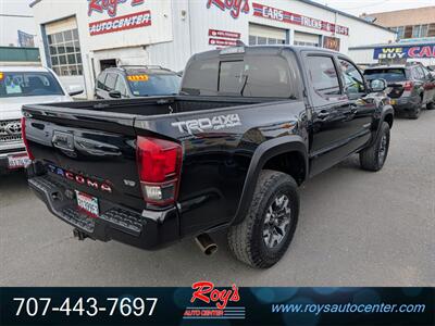 2019 Toyota Tacoma SR V6  4WD - Photo 8 - Eureka, CA 95501