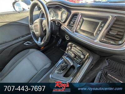 2016 Dodge Challenger R/T   - Photo 13 - Eureka, CA 95501