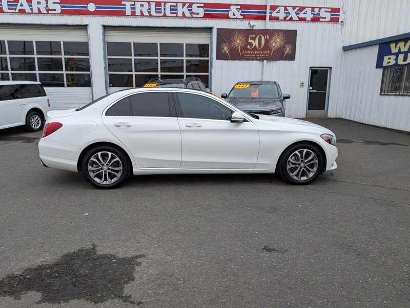 2016 Mercedes-Benz C 300 4MATIC  
