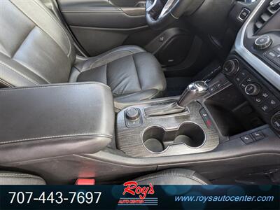 2019 GMC Acadia SLT-1  4WD - Photo 13 - Eureka, CA 95501