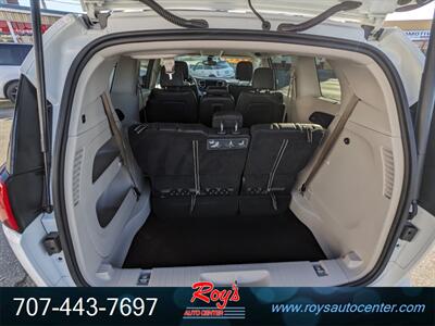2017 Chrysler Pacifica Touring-L   - Photo 16 - Eureka, CA 95501