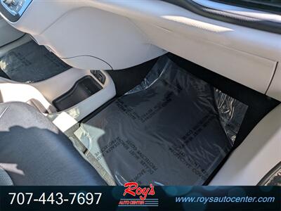 2020 Chrysler Pacifica Touring L   - Photo 13 - Eureka, CA 95501