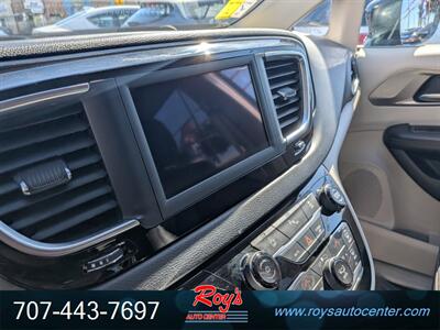 2020 Chrysler Pacifica Touring L   - Photo 27 - Eureka, CA 95501