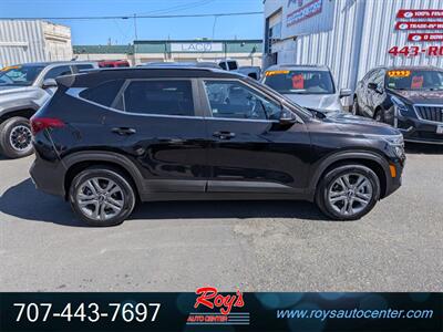 2021 Kia Seltos S  AWD - Photo 2 - Eureka, CA 95501