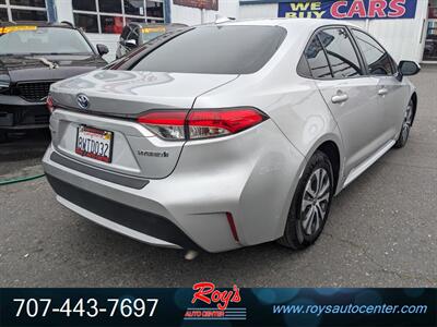 2021 Toyota Corolla Hybrid LE   - Photo 8 - Eureka, CA 95501