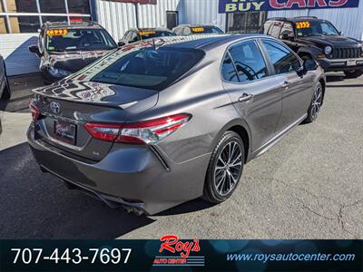 2019 Toyota Camry SE   - Photo 8 - Eureka, CA 95501