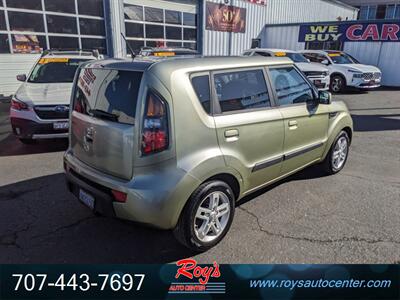 2010 Kia Soul +   - Photo 8 - Eureka, CA 95501