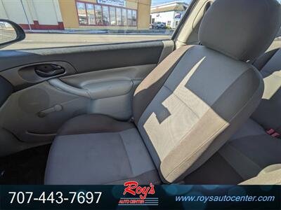 2007 Ford Focus ZX3 S   - Photo 9 - Eureka, CA 95501