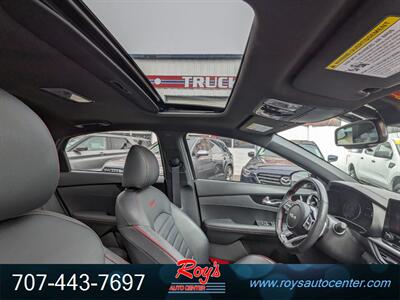 2022 Kia Forte GT   - Photo 14 - Eureka, CA 95501