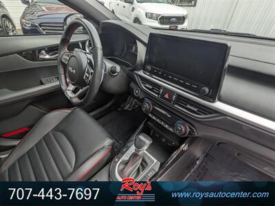 2022 Kia Forte GT   - Photo 11 - Eureka, CA 95501