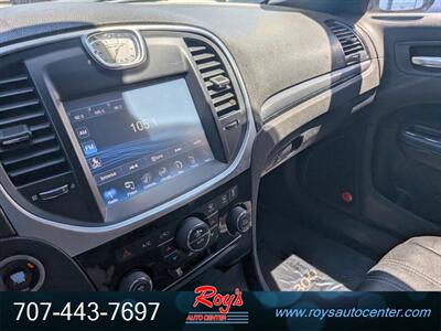 2014 Chrysler 300 Series S - Photo 18 - Eureka, CA 95501